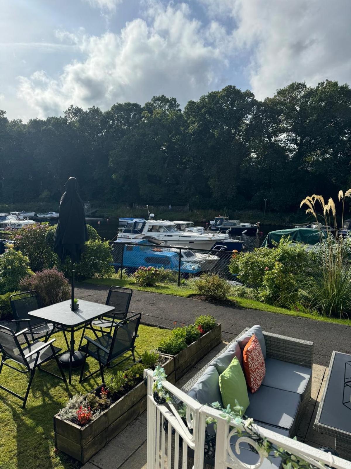 Loch Lomond Riverside Apartments B 巴洛赫 外观 照片
